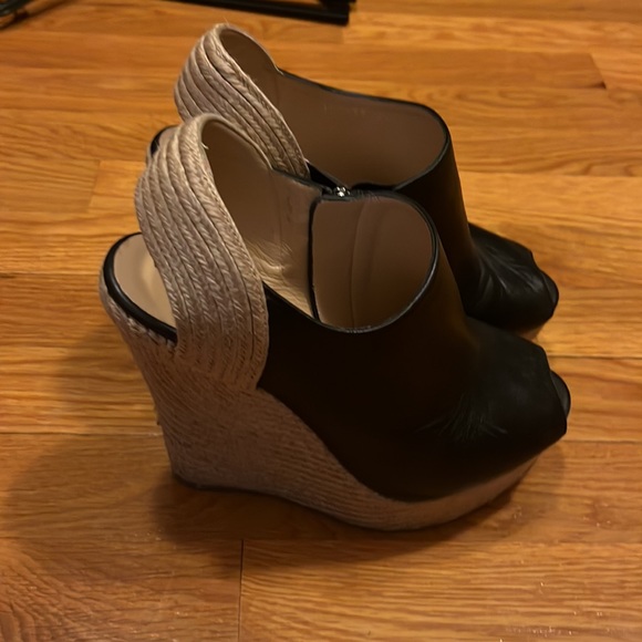 Gucci Open toe wedge sling back side zipper - Picture 2 of 10